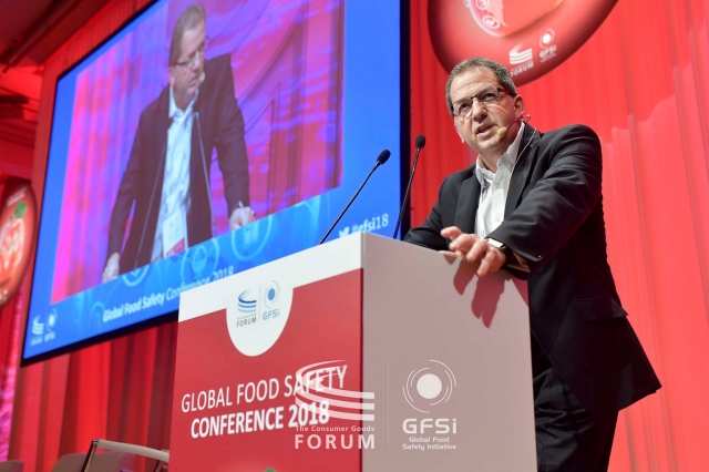 能多洁全球总裁 Andy Ransom在于日本东京举行的GFSI全球食品安全会议上